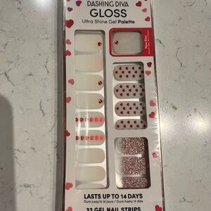 Red and Pink Press-On Nails with Long-Lasting Gloss